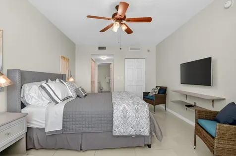 625 Casa Loma Boulevard Boynton Beach FL 33435
