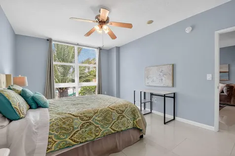 625 Casa Loma Boulevard Boynton Beach FL 33435