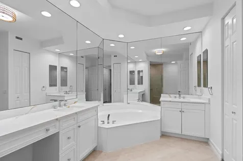 127 Palm Bay Terrace Palm Beach Gardens FL 33418