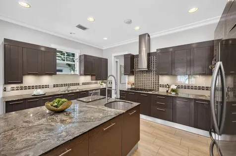 1329-2 SE 13th Terrace Fort Lauderdale FL 33316