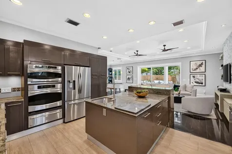 1329-2 SE 13th Terrace Fort Lauderdale FL 33316