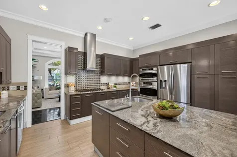 1329-2 SE 13th Terrace Fort Lauderdale FL 33316