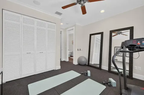1329-2 SE 13th Terrace Fort Lauderdale FL 33316
