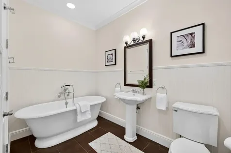 1329-2 SE 13th Terrace Fort Lauderdale FL 33316