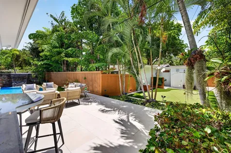 1329-2 SE 13th Terrace Fort Lauderdale FL 33316