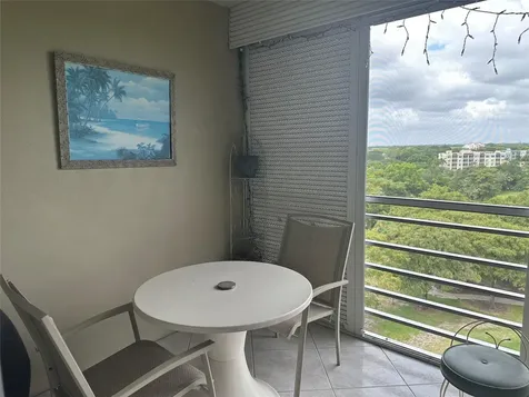 605 Oaks Drive Pompano Beach FL 33069