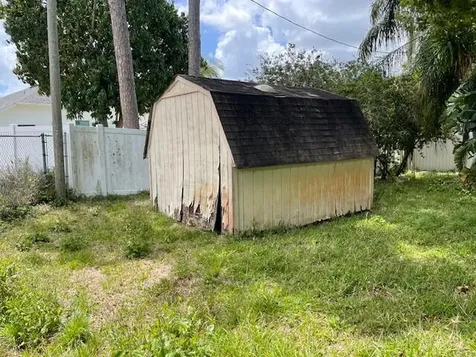 570 Londonderry Circle SE Palm Bay FL 32909