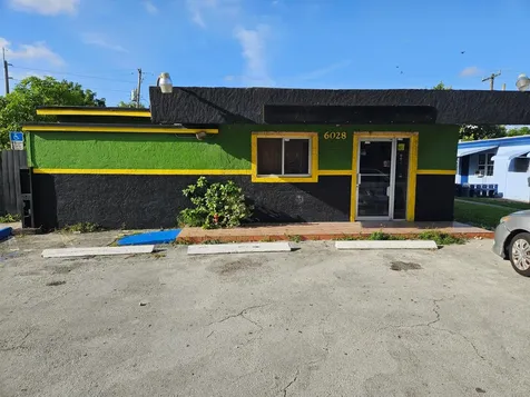 6028 Washington Street Hollywood FL