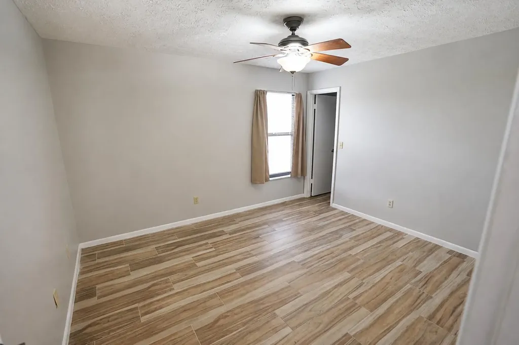 867 SE Starflower Avenue Port St Lucie FL 34983