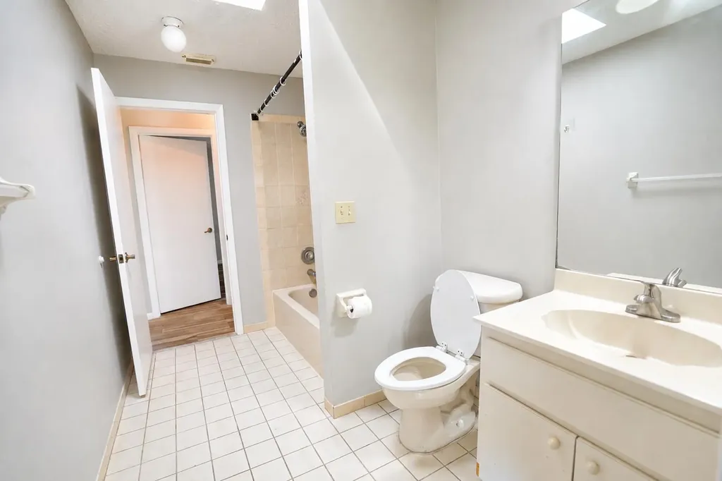 867 SE Starflower Avenue Port St Lucie FL 34983