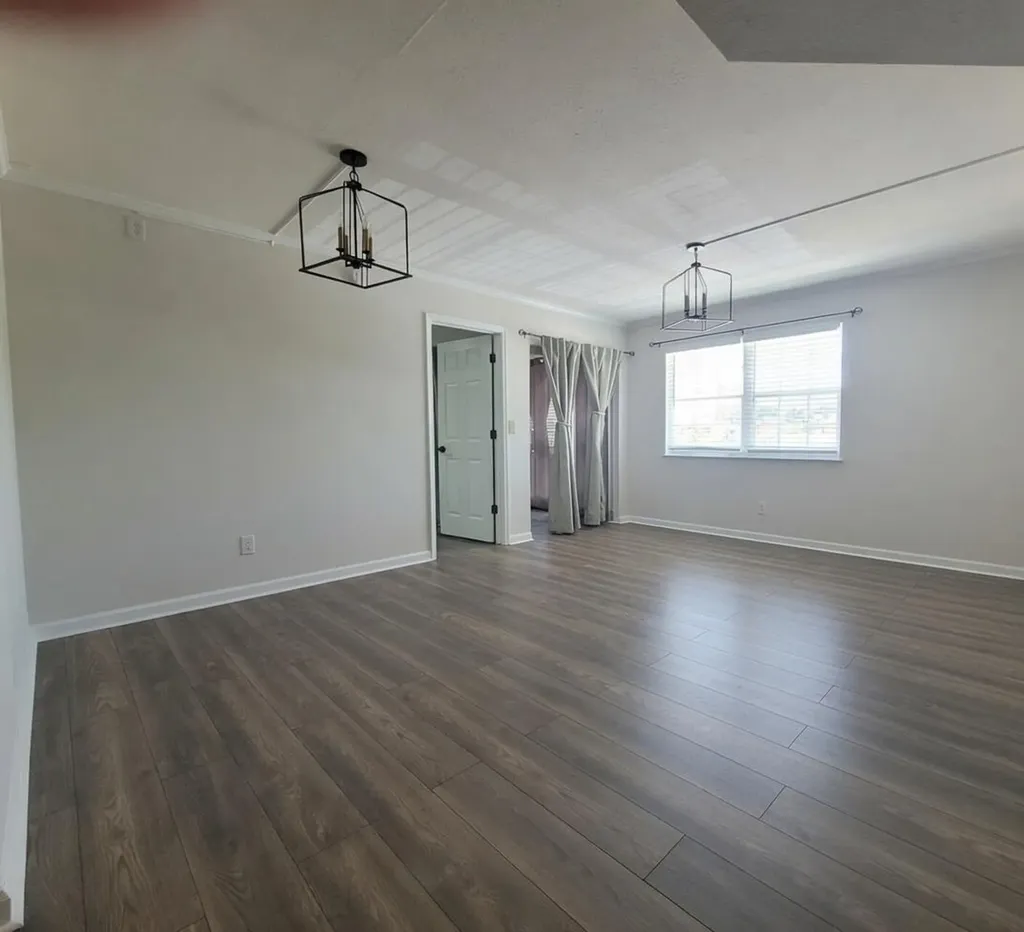 1522 SE Royal Green Circle Port St Lucie FL 34952