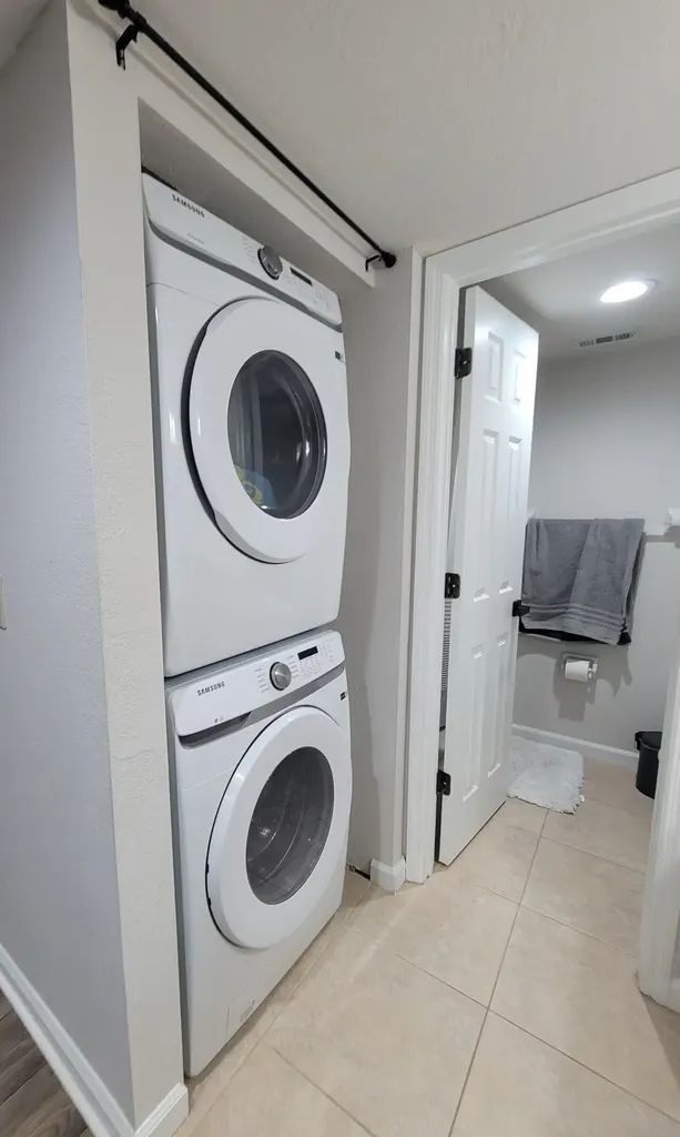 1522 SE Royal Green Circle Port St Lucie FL 34952
