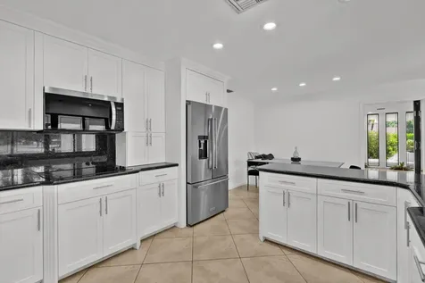 3500 N 45th Avenue Hollywood FL 33021