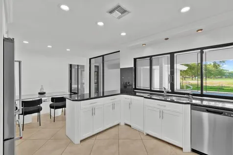3500 N 45th Avenue Hollywood FL 33021