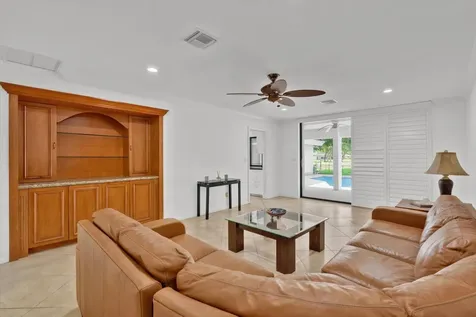 3500 N 45th Avenue Hollywood FL 33021