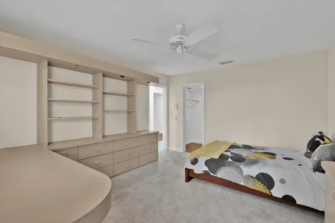 3500 N 45th Avenue Hollywood FL 33021