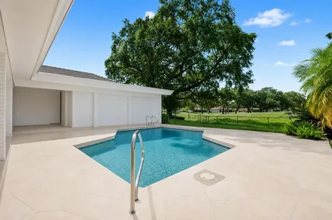 3500 N 45th Avenue Hollywood FL 33021
