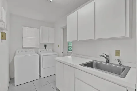 3500 N 45th Avenue Hollywood FL 33021