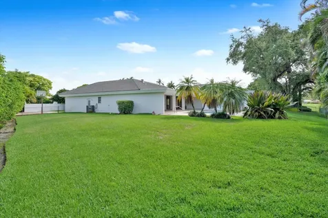 3500 N 45th Avenue Hollywood FL 33021