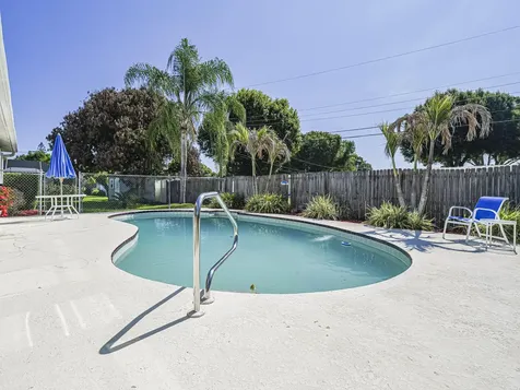 660 26th Court Vero Beach FL 32962