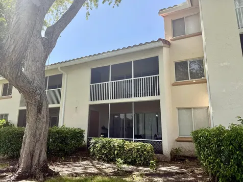 7206 Glenmoor Drive West Palm Beach FL 33409
