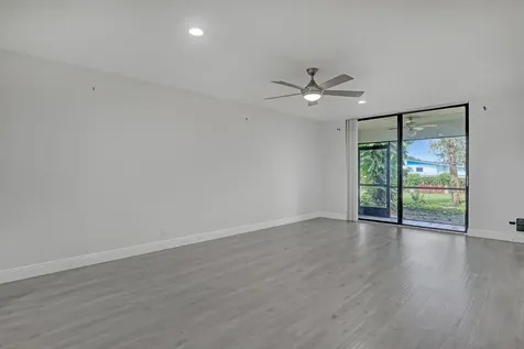 4575 Lucerne Lakes Boulevard Lake Worth FL 33467