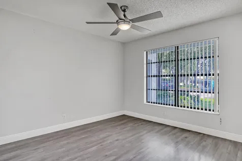 4575 Lucerne Lakes Boulevard Lake Worth FL 33467