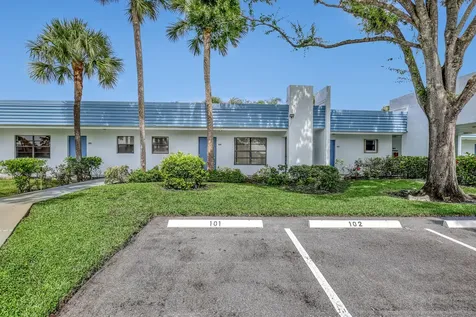4575 Lucerne Lakes Boulevard Lake Worth FL 33467