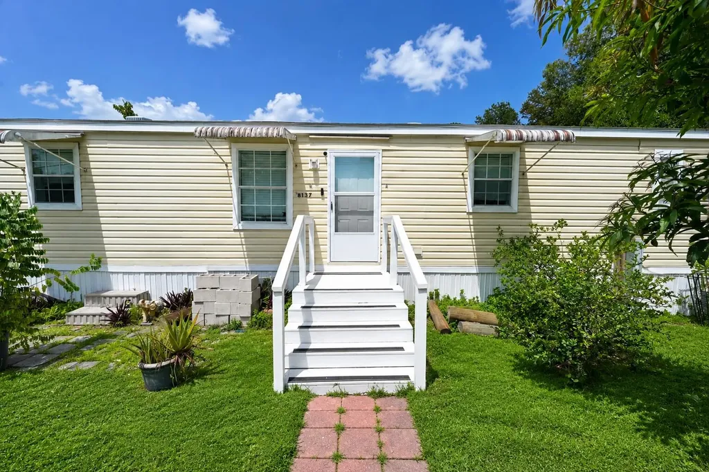 8137 SW Wildwood Drive Stuart FL 34997
