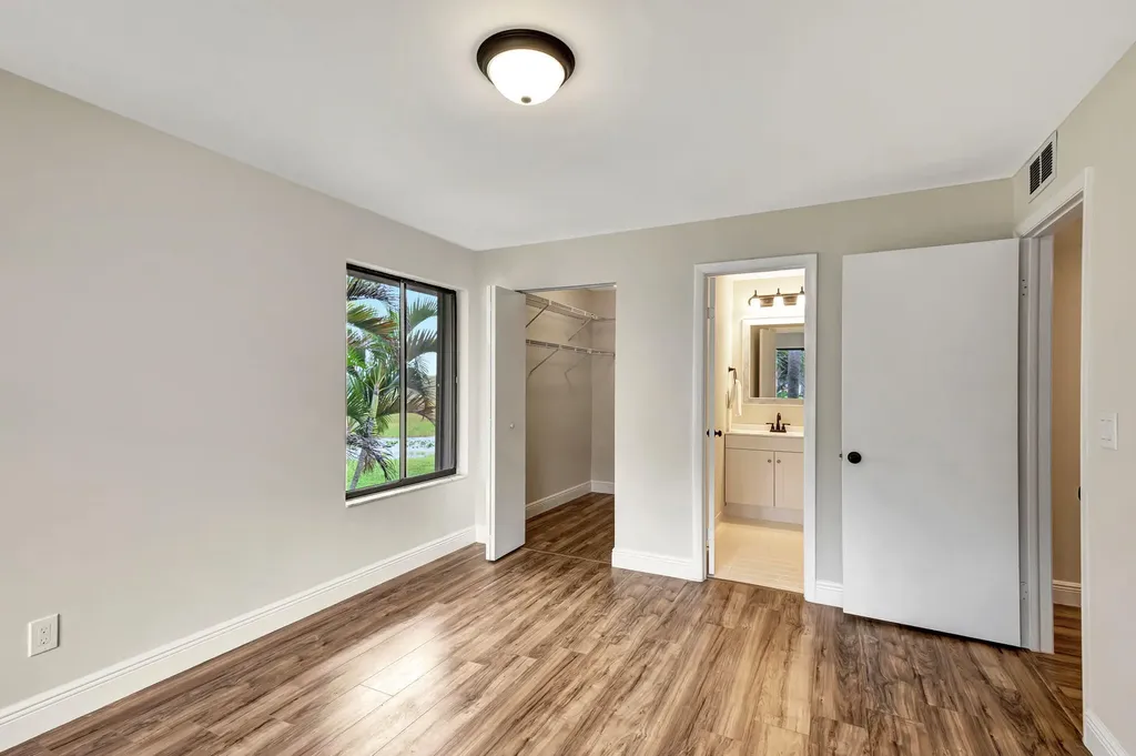 1109 Duncan Circle Palm Beach Gardens FL 33418