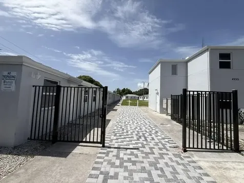 4393 Windsor Avenue West Palm Beach FL 33407