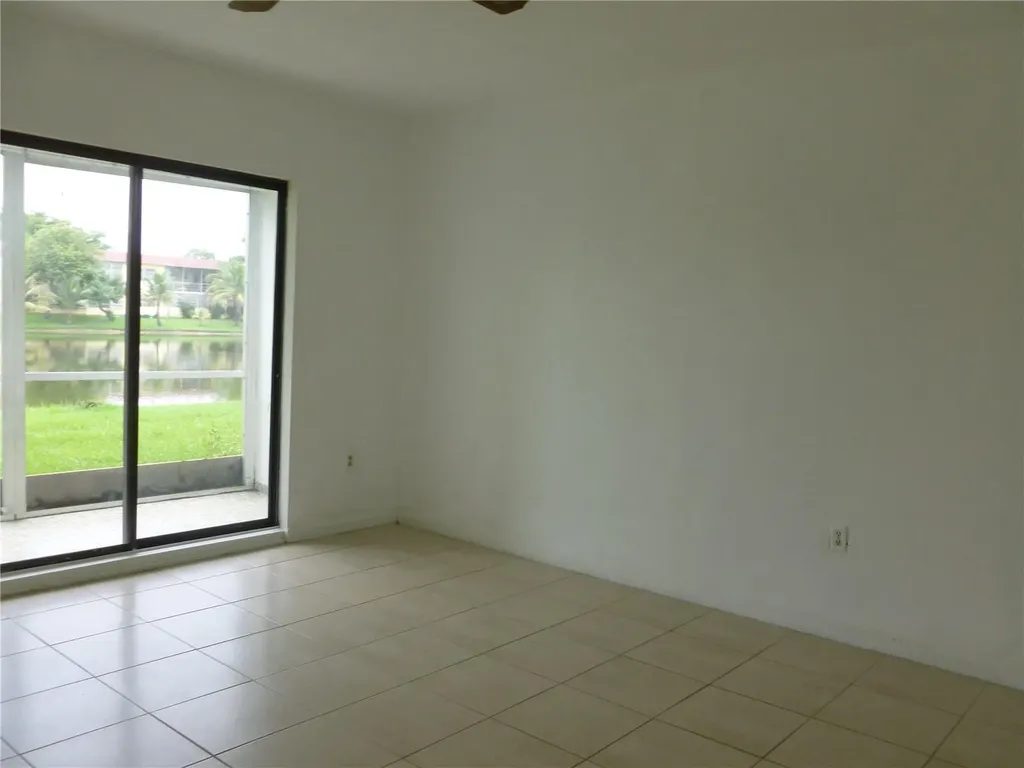 2940 NE 203rd Street Aventura FL 33180
