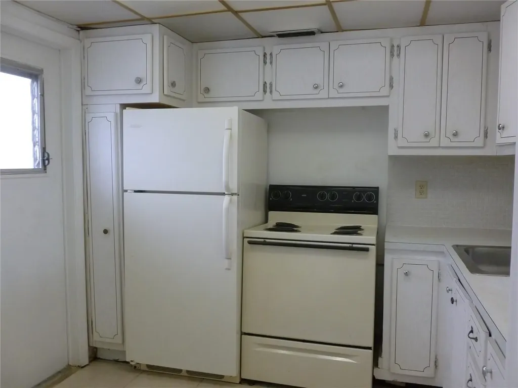 2940 NE 203rd Street Aventura FL 33180