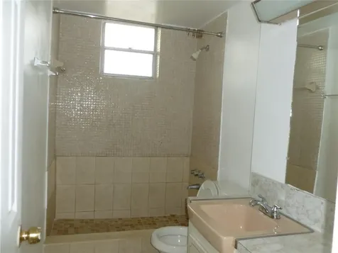 2940 NE 203rd Street Aventura FL 33180