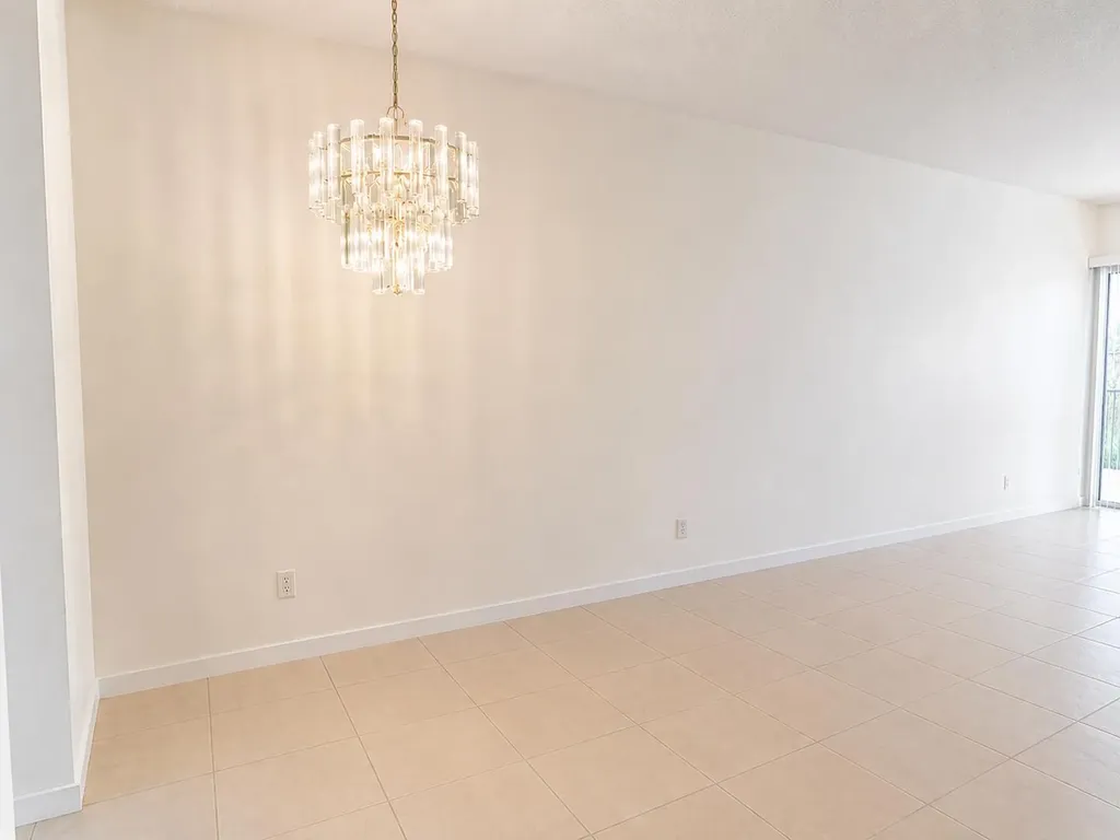 7775 Yardley Drive Tamarac FL 33321