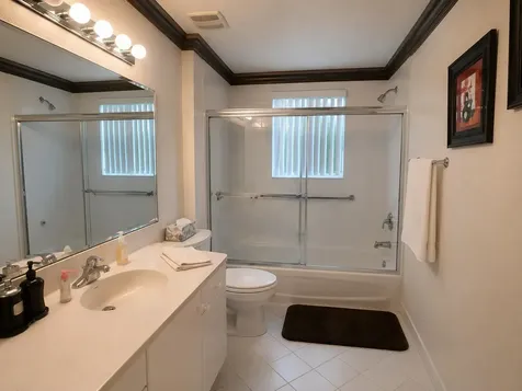 7775 Yardley Drive Tamarac FL 33321