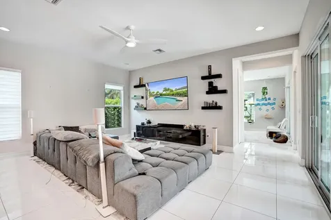 19889 Old Bridgewood Trail Boca Raton FL 33498