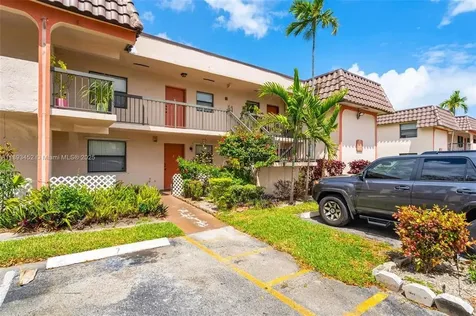 870 NE 207th Terrace Miami FL 33179