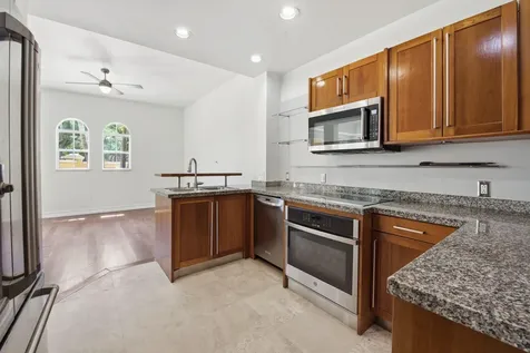 18385 NE 30th Place Aventura FL 33160