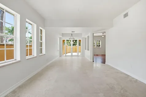 18385 NE 30th Place Aventura FL 33160
