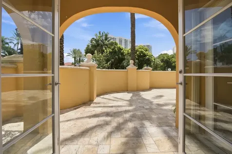 18385 NE 30th Place Aventura FL 33160