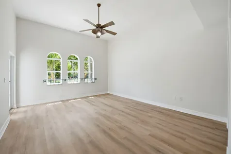18385 NE 30th Place Aventura FL 33160