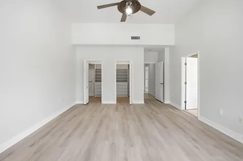 18385 NE 30th Place Aventura FL 33160