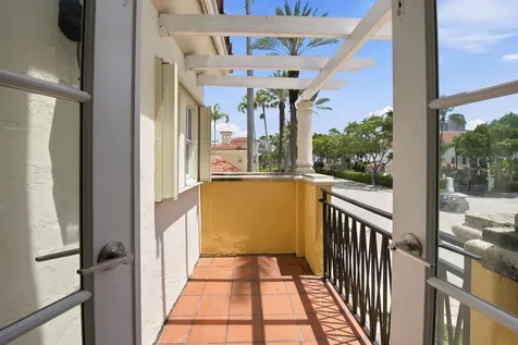 18385 NE 30th Place Aventura FL 33160