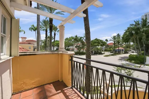 18385 NE 30th Place Aventura FL 33160