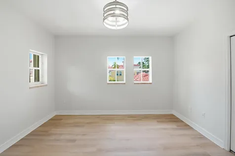 18385 NE 30th Place Aventura FL 33160