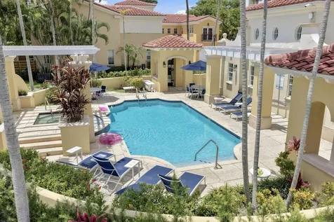 18385 NE 30th Place Aventura FL 33160