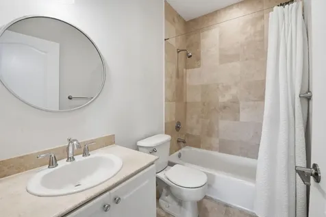 18385 NE 30th Place Aventura FL 33160