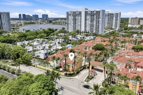 18385 NE 30th Place Aventura FL 33160