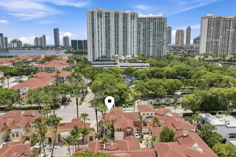 18385 NE 30th Place Aventura FL 33160